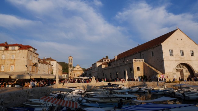 Hvar 1